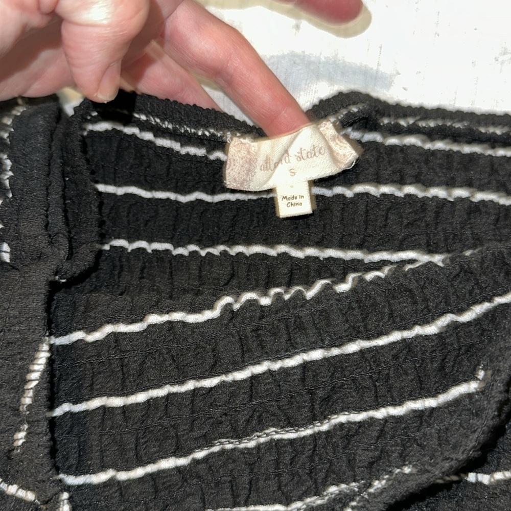 Altarโs State Black and white striped jumpsuit ๐ค๐ค๐ค - Picture 3 of 6